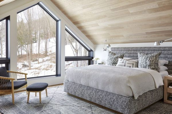 modern-bedroom-ideas-hbx120121sarahrichardson-002-1673974564